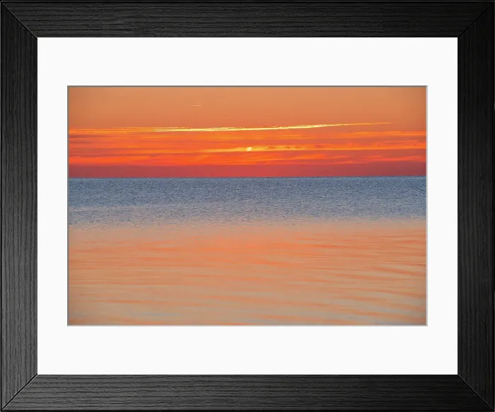 Framed Print : Lake Winnipeg at sunrise. Matlock, Manitoba, Canada Framed Print : Lake Winnipeg at sunrise. Matlock, Manitoba, Canada