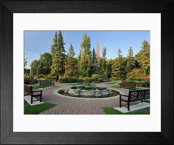 Framed Print : English Gardens. Assiniboine Park, Winnipeg, Manitoba, Canada Framed Print : English Gardens. Assiniboine Park, Winnipeg, Manitoba, Canada