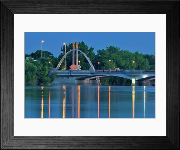 Framed Print : Norwood Brige over the Red River at dusk, Winnipeg, Manitoba, Canada