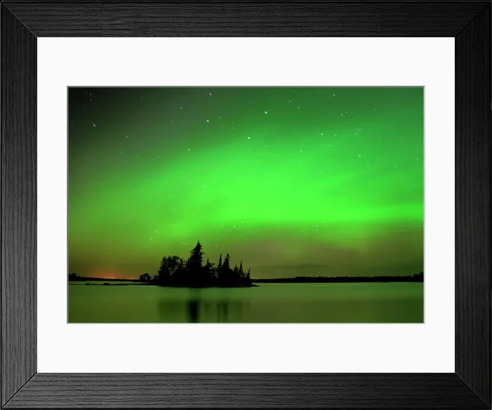 Framed Print : Northern lights or aurora borealis at Otter Falls Whiteshell Provincial Park, Manitoba, Canada Framed Print : Northern lights or aurora borealis at Otter Falls Whiteshell Provincial Park, Manitoba, Canada