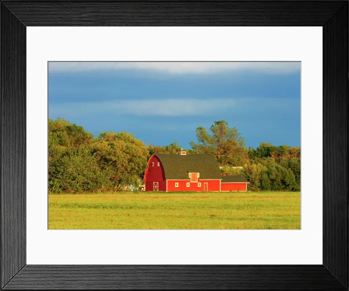 Framed Print : Red barn Matlock, Manitoba, Canada Framed Print : Red barn Matlock, Manitoba, Canada