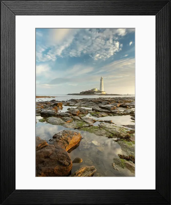 Framed Print : St Mary's Lighthouse north of Whitley Bay on the Northumberland coast, England. Autumn (October) 2021 Framed Print : St Mary's Lighthouse north of Whitley Bay on the Northumberland coast, England. Autumn (October) 2021