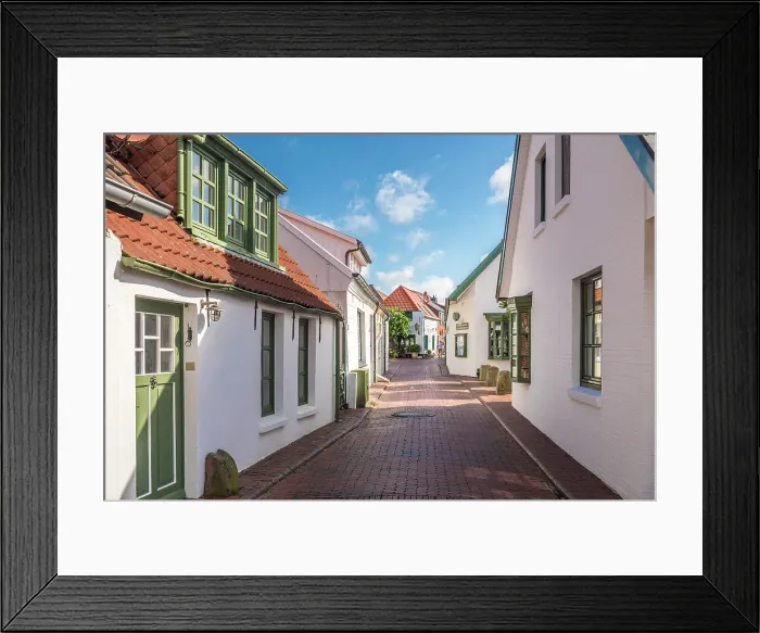 Framed Print : Historic houses in the old town of Greetsiel, East Frisia, Lower Saxony, Germany Framed Print : Historic houses in the old town of Greetsiel, East Frisia, Lower Saxony, Germany
