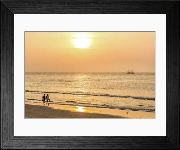 Framed Print : Sunset walkers on the northern beach of Norderney, East Frisian Islands, East Frisia, Lower Saxony, Germany Framed Print : Sunset walkers on the northern beach of Norderney, East Frisian Islands, East Frisia, Lower Saxony, Germany