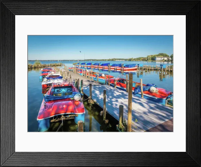 Framed Print : Small excursion boats on Lake Zwischenahner Meer, Bad Zwischenahn, Oldenburger Land, Lower Saxony, Germany