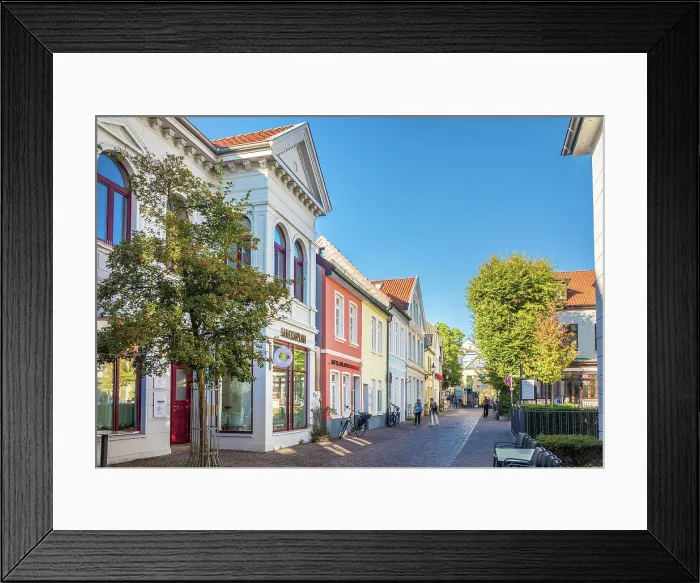 Framed Print : Historic houses in the old town of Oldenburg, Oldenburger Land, Lower Saxony, Germany Framed Print : Historic houses in the old town of Oldenburg, Oldenburger Land, Lower Saxony, Germany