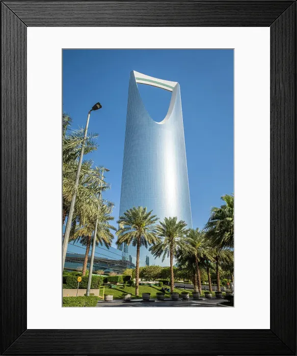 Framed Print : Kingdom Tower, Riyadh, Saudi Arabia