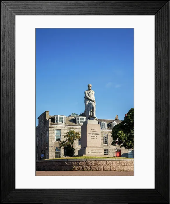 Framed Print : Duke of Gordon Statue, George V, Golden Square, Aberdeen, Scotland, UK Framed Print : Duke of Gordon Statue, George V, Golden Square, Aberdeen, Scotland, UK