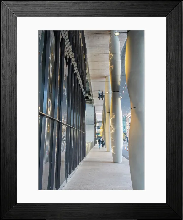 Framed Print : The Quay Club, Canary Wharf, London, England, UK Framed Print : The Quay Club, Canary Wharf, London, England, UK