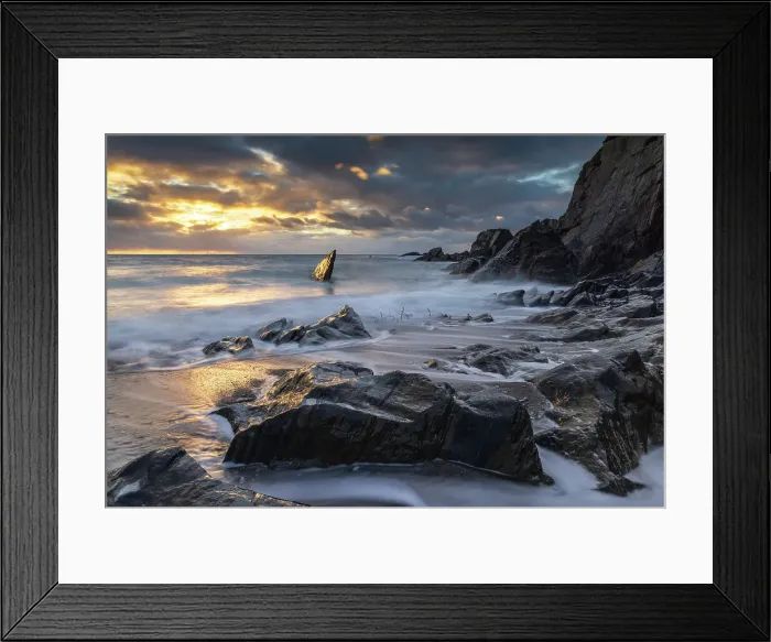 Framed Print : Sunset over Ayrmer Cove near Ringmore in the South Hams of Devon, England. Autumn (November) 2023 Framed Print : Sunset over Ayrmer Cove near Ringmore in the South Hams of Devon, England. Autumn (November) 2023
