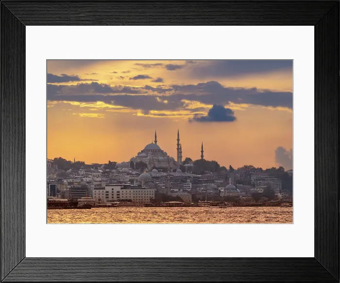 Framed Print : Suleymaniye Mosque and Istanbul skyline at sunset, UNESCO, Fatih District, Istanbul Province, Turkey