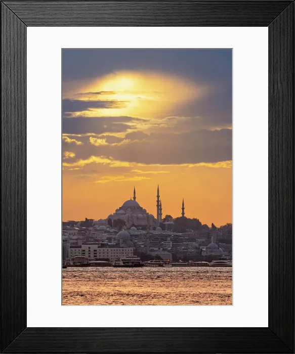 Framed Print : Suleymaniye Mosque and Istanbul skyline at sunset, UNESCO, Fatih District, Istanbul Province, Turkey Framed Print : Suleymaniye Mosque and Istanbul skyline at sunset, UNESCO, Fatih District, Istanbul Province, Turkey