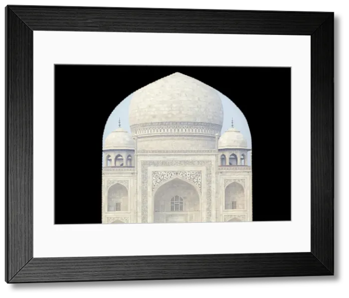 Framed Print : The Taj Mahal marble mausoleum, Agra, Uttar Pradesh, India Framed Print : The Taj Mahal marble mausoleum, Agra, Uttar Pradesh, India