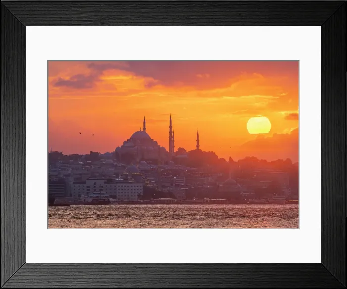 Framed Print : Suleymaniye Mosque and Istanbul skyline at sunset, UNESCO, Fatih District, Istanbul Province, Turkey Framed Print : Suleymaniye Mosque and Istanbul skyline at sunset, UNESCO, Fatih District, Istanbul Province, Turkey
