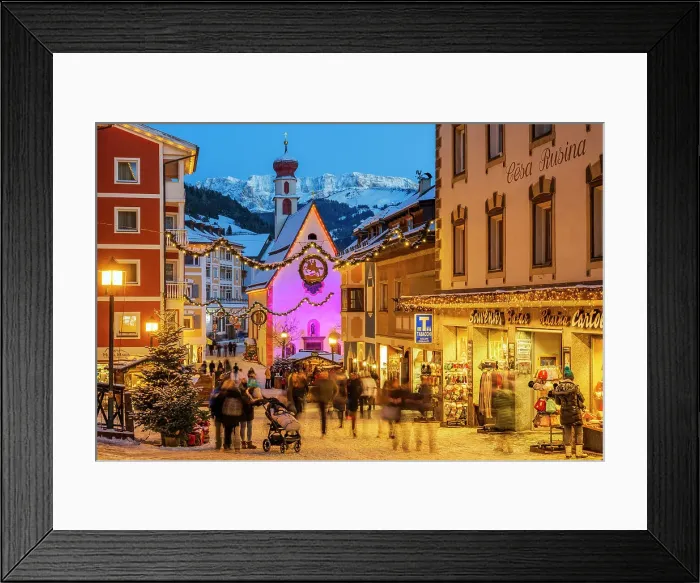 Framed Print : Street adorned with festive Christmas decorations, Ortisei - St. Ulrich, South Tyrol, Italy Framed Print : Street adorned with festive Christmas decorations, Ortisei - St. Ulrich, South Tyrol, Italy