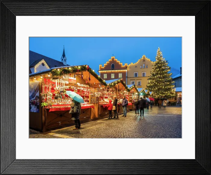 Framed Print : Christmas market, Sterzing-Vipiteno, South Tyrol, Italy Framed Print : Christmas market, Sterzing-Vipiteno, South Tyrol, Italy