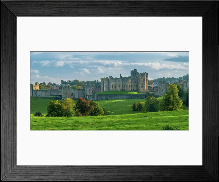Framed Print : UK, England, Northumberland, Alnwick, Alnwick Castle