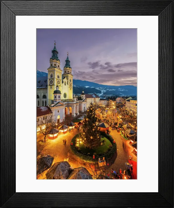Framed Print : Christmas market, Domplatz, Brixen-Bressanone, South Tyrol, Italy Framed Print : Christmas market, Domplatz, Brixen-Bressanone, South Tyrol, Italy