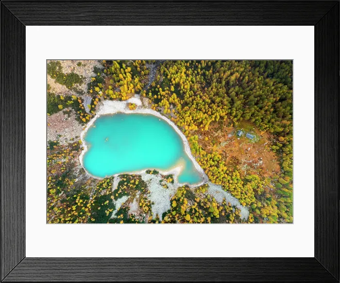 Framed Print : Zenithal aerial view of Lake Lagazzuolo in autumn. Valmalenco, Valtellina, Lombardy, Italy
