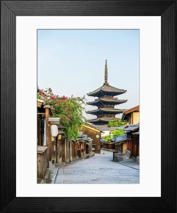 Framed Print : Higashiyama District and Yasaka Pagoda in Hokanji Temple, Kyoto, Japan Framed Print : Higashiyama District and Yasaka Pagoda in Hokanji Temple, Kyoto, Japan
