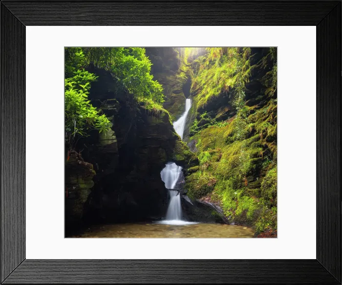 Framed Print : Waterfall at St Nectans Kieve, Threthevy, Tintagel, Cornwall, England, United Kingdom Framed Print : Waterfall at St Nectans Kieve, Threthevy, Tintagel, Cornwall, England, United Kingdom