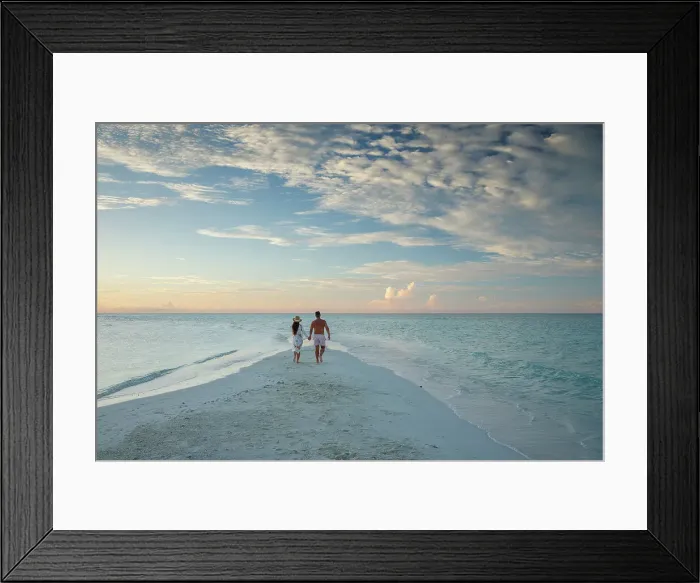 Framed Print : Couple walking on sandbank on tropical island, North Ari Atoll, the Maldives Framed Print : Couple walking on sandbank on tropical island, North Ari Atoll, the Maldives
