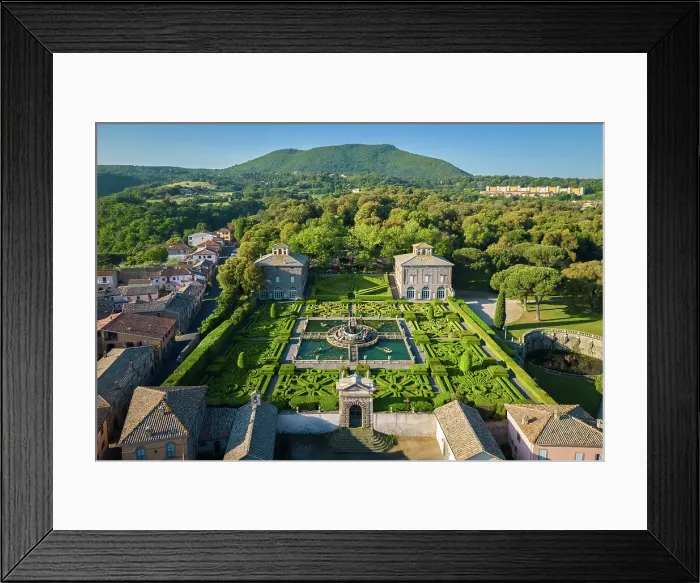 Framed Print : Sunrise at beautiful gardens of Villa Lante. Bagnaia, Viterbo district, Lazio, Italy Framed Print : Sunrise at beautiful gardens of Villa Lante. Bagnaia, Viterbo district, Lazio, Italy