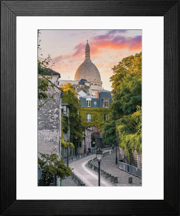 Framed Print : Sacre Couer and Montmartre, Paris, Ile de France, France