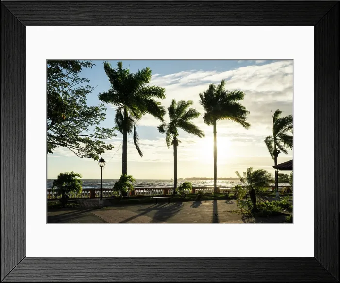 Framed Print : Centro Turistico, Granada, Nicaragua, Central America Framed Print : Centro Turistico, Granada, Nicaragua, Central America