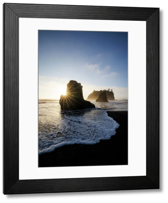 Framed Print : Sea stacks at Ruby beach, Olympic National Park, Washington, USA Framed Print : Sea stacks at Ruby beach, Olympic National Park, Washington, USA