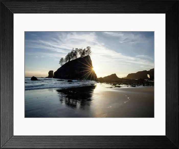 Framed Print : Sea stacks at Second beach, La Push, Olympic National Park, Washington, USA Framed Print : Sea stacks at Second beach, La Push, Olympic National Park, Washington, USA