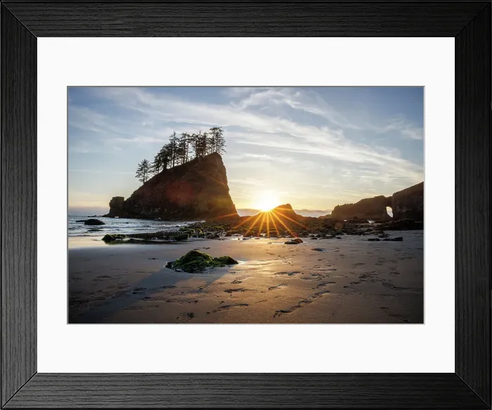 Framed Print : Sea stacks at Second beach, La Push, Olympic National Park, Washington, USA Framed Print : Sea stacks at Second beach, La Push, Olympic National Park, Washington, USA
