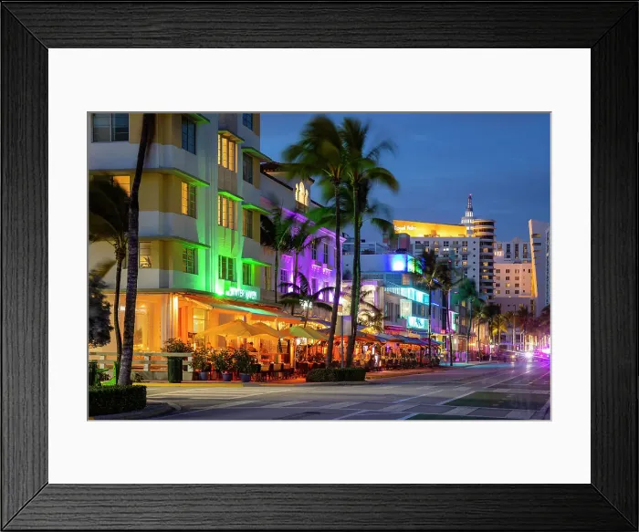 Framed Print : Ocean Drive at dusk, Miami, United States of America Framed Print : Ocean Drive at dusk, Miami, United States of America