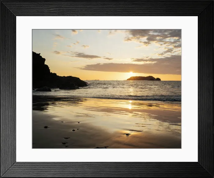 Framed Print : Manuel Antonio Beach, Manuel Antonio National Park, Puntarenas Province, Costa Rica, Central America Framed Print : Manuel Antonio Beach, Manuel Antonio National Park, Puntarenas Province, Costa Rica, Central America