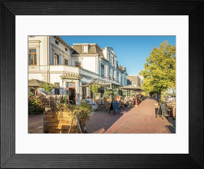 Framed Print : Evening atmosphere on the promenade with street cafes at the inland harbor of Oldenburg, Oldenburger Land, Lower Saxony, Germany Framed Print : Evening atmosphere on the promenade with street cafes at the inland harbor of Oldenburg, Oldenburger Land, Lower Saxony, Germany