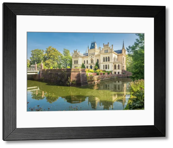 Framed Print : Evenburg Castle near Leer, East Frisia, Lower Saxony, Germany Framed Print : Evenburg Castle near Leer, East Frisia, Lower Saxony, Germany