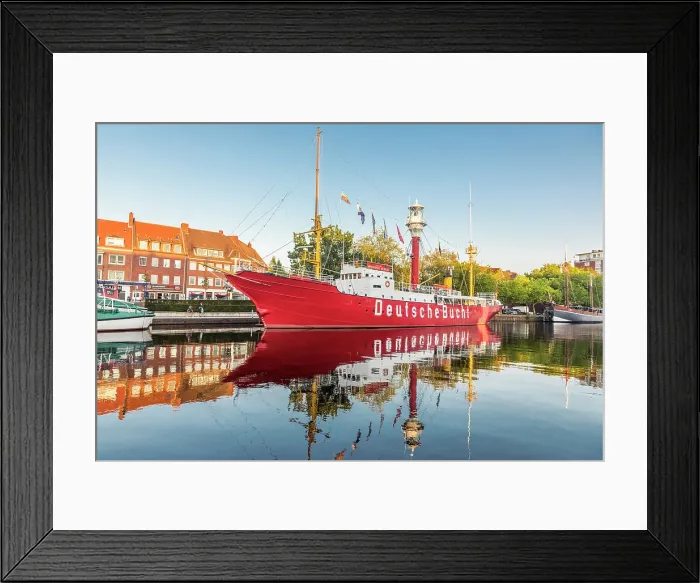 Framed Print : Lightship Amrumbank in the Ratsdelft, Emden, East Frisia, Lower Saxony, Germany Framed Print : Lightship Amrumbank in the Ratsdelft, Emden, East Frisia, Lower Saxony, Germany