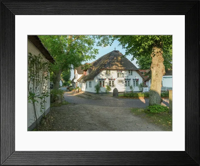 Framed Print : Friesian house in Nieblum on Foehr, Foehr Island, North Friesland, Schleswig-Holstein, Germany, Europe Framed Print : Friesian house in Nieblum on Foehr, Foehr Island, North Friesland, Schleswig-Holstein, Germany, Europe