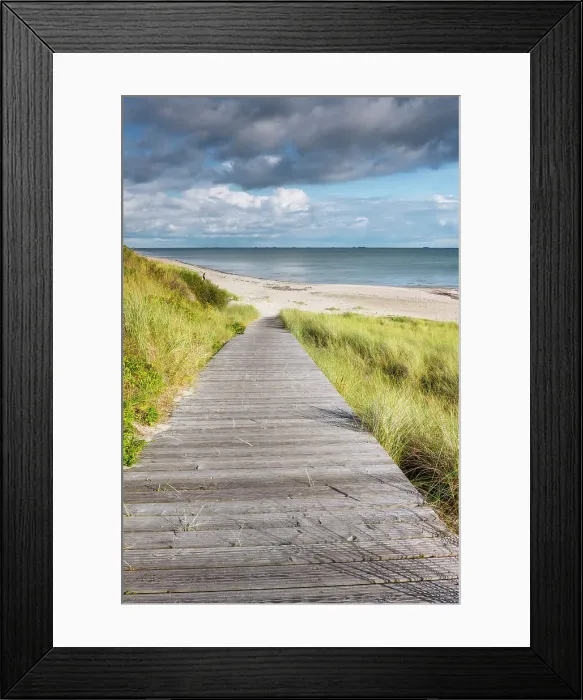Framed Print : Beach near Nieblum, Fohr Island, North Sea, North Frisian Islands, Schleswig-Holstein Wadden Sea National Park, North Frisia, Schleswig-Holstein, Germany, Europe Framed Print : Beach near Nieblum, Fohr Island, North Sea, North Frisian Islands, Schleswig-Holstein Wadden Sea National Park, North Frisia, Schleswig-Holstein, Germany, Europe