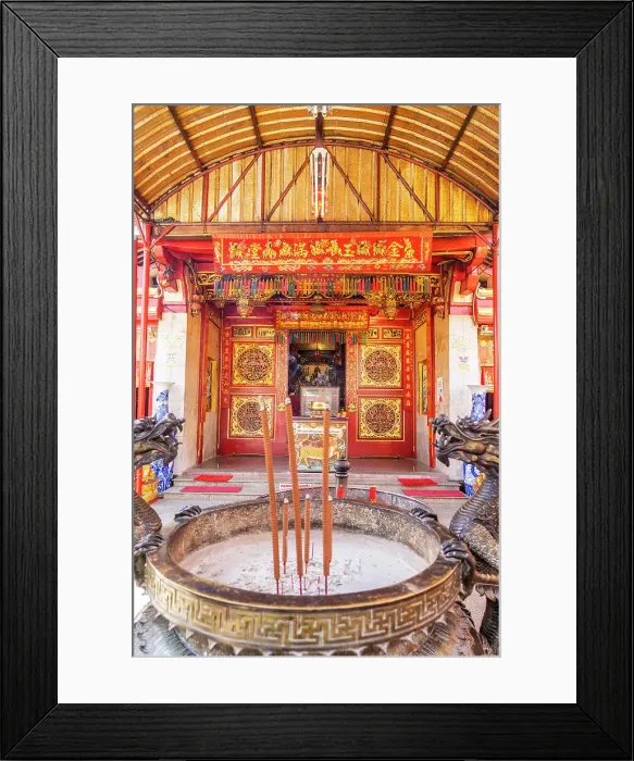 Framed Print : Put Jaw temple, Old Town, Phuket, Thailand Framed Print : Put Jaw temple, Old Town, Phuket, Thailand