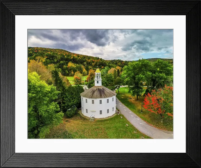 Framed Print : Round Church, Richmond, Vermont, New England, USA Framed Print : Round Church, Richmond, Vermont, New England, USA
