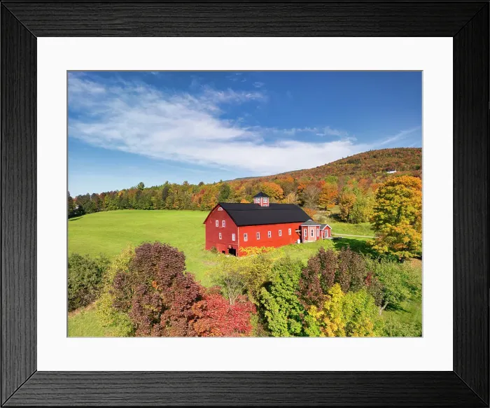 Framed Print : Red Barn in Autumn, Warren, Vermont, New England, USA Framed Print : Red Barn in Autumn, Warren, Vermont, New England, USA