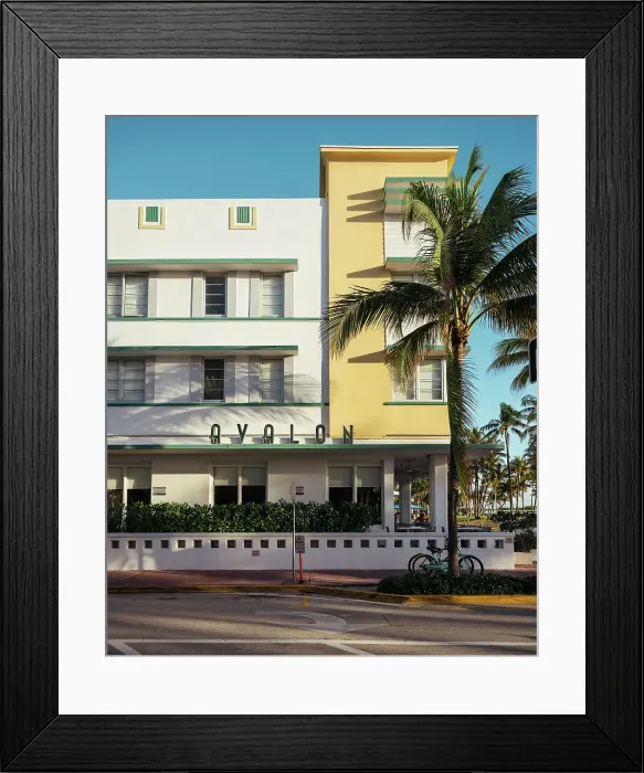 Framed Print : Avalon Hotel, Ocean Drive, South Beach, Miami, Dade County, Florida, USA Framed Print : Avalon Hotel, Ocean Drive, South Beach, Miami, Dade County, Florida, USA