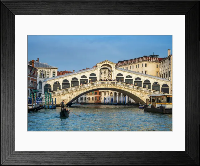 Framed Print : Rialto Bridge (Ponte di Rialto), Venice, Veneto, Italy Framed Print : Rialto Bridge (Ponte di Rialto), Venice, Veneto, Italy