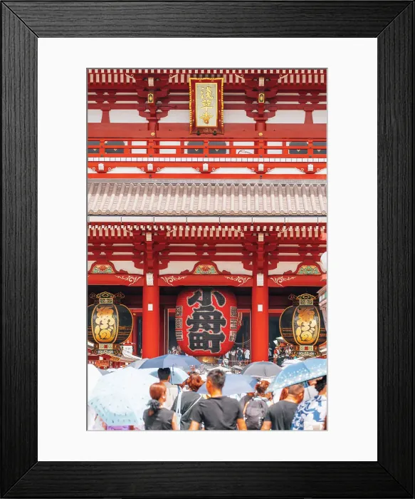 Framed Print : Tourists in front of Sensoji Temple in summer, Japan, Tokyo, Taito, Tokyo Framed Print : Tourists in front of Sensoji Temple in summer, Japan, Tokyo, Taito, Tokyo