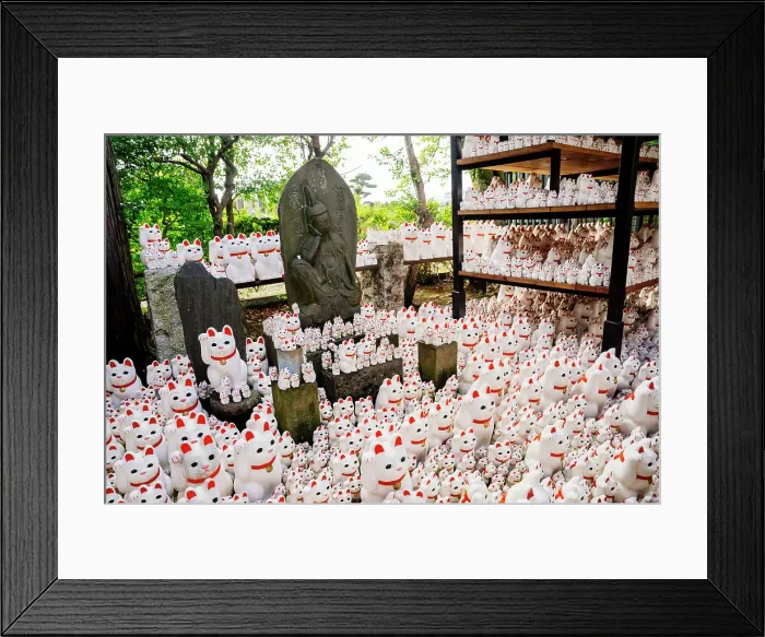 Framed Print : Gotokuji temple near Tokyo, Japan - home to thousands of manekineko cat statues Framed Print : Gotokuji temple near Tokyo, Japan - home to thousands of manekineko cat statues