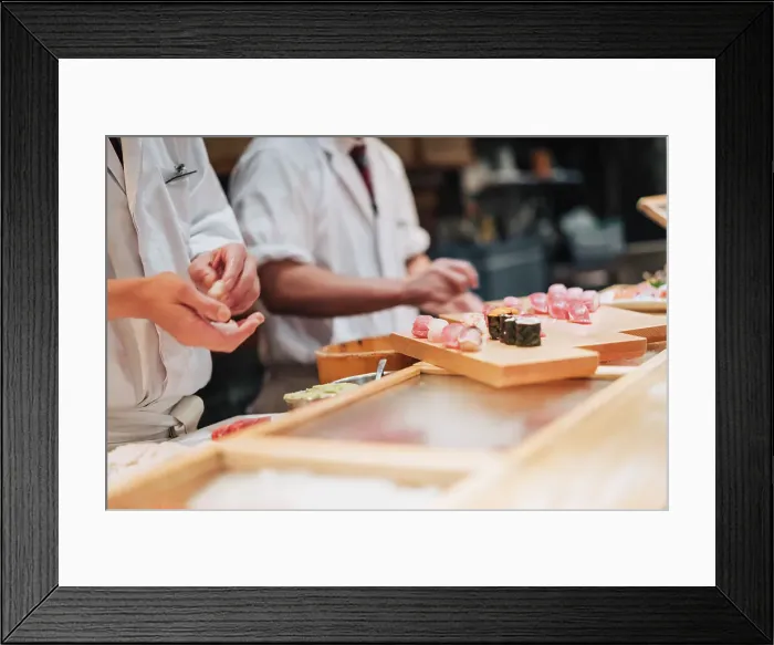 Framed Print : Sushi chef preparing nigiri at Tsukiji fish market. Tokyo, Japan Framed Print : Sushi chef preparing nigiri at Tsukiji fish market. Tokyo, Japan