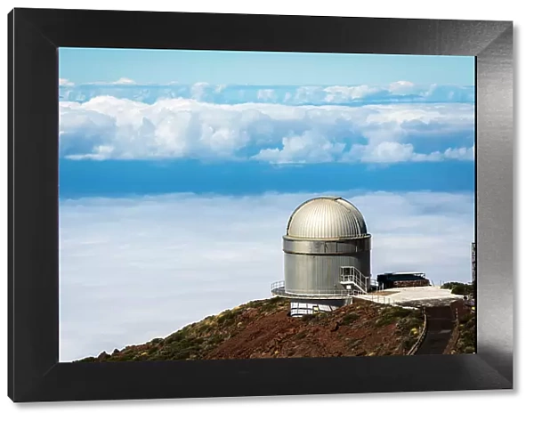 Spain, Canary Islands, La Palma, Garafia, Roque de los Muchachos, Nordic Optical Telescope above the clouds