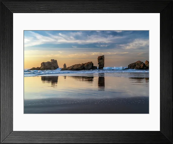 Framed Print : Playa de Requesinos, Castrillon, Asturias, Spain