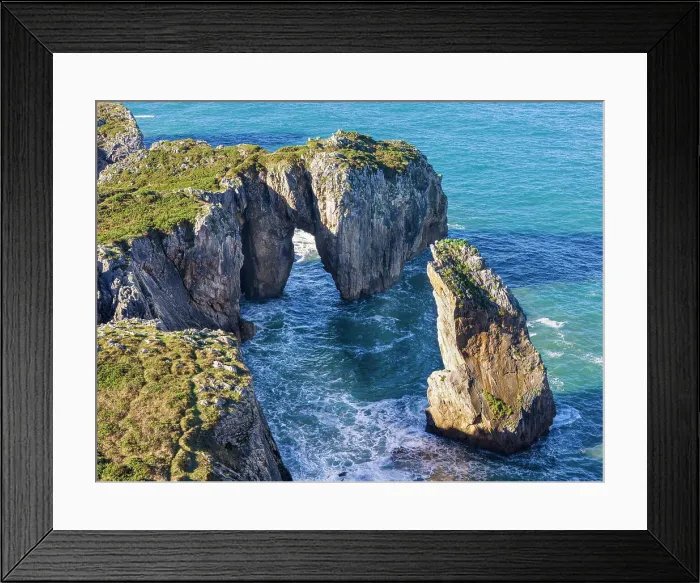 Framed Print : Scenic cliffed coast, Pena Flecha, Cuerres, Asturias, Spain Framed Print : Scenic cliffed coast, Pena Flecha, Cuerres, Asturias, Spain